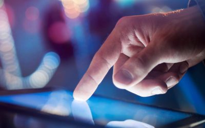 Les Algorithmes des Réseaux Sociaux Contrôlent-ils Notre Esprit ? Plongée dans le Marketing Neurologique